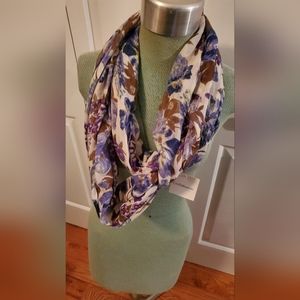 Spring infinity scarf